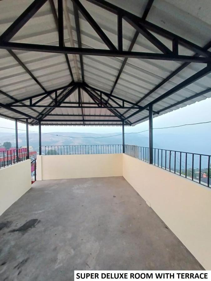Odyssey'S Pateng Homestay, เชร์ราปุนจี ภายนอก รูปภาพ